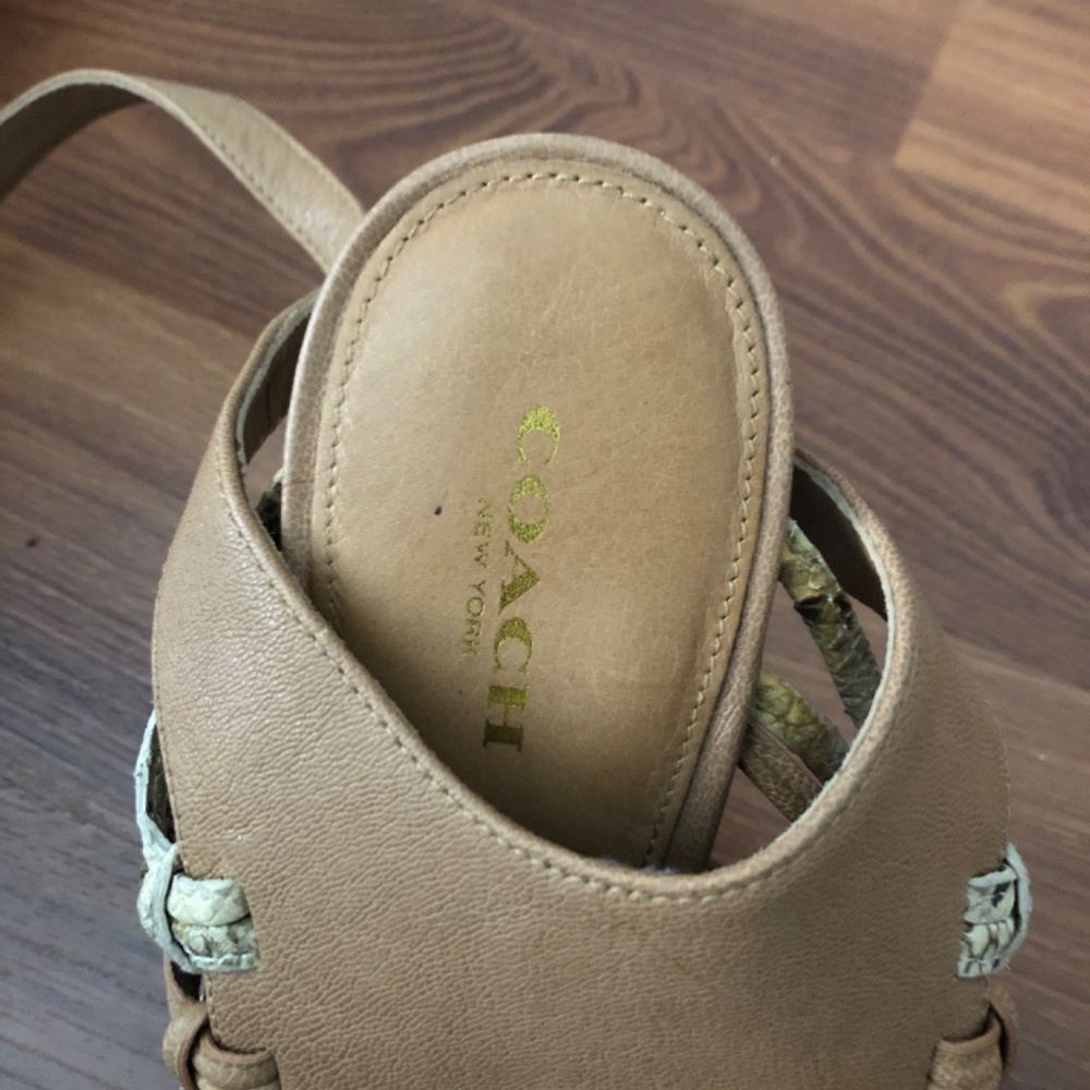 Sandals - Picture 2 of 3